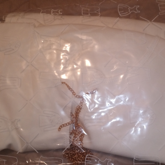 Two piece set - Picture 5 of 5